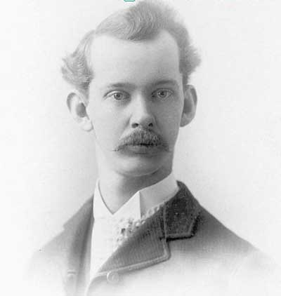 Wilbur Lincoln Scoville (1865-1942) người đã nghiên cứu và đưa ra hệ thống đánh giá cường độ cay của ớt